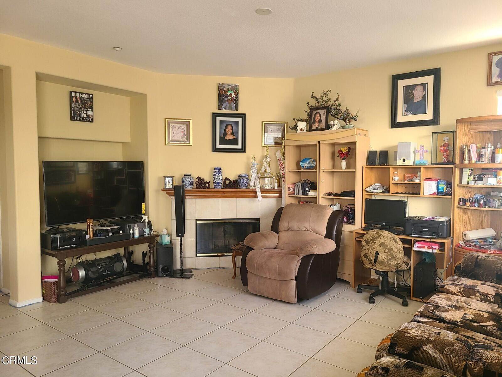 9. Single Family Homes for Sale at 1883 Cesar Chavez Drive Oxnard, California 93030 United States