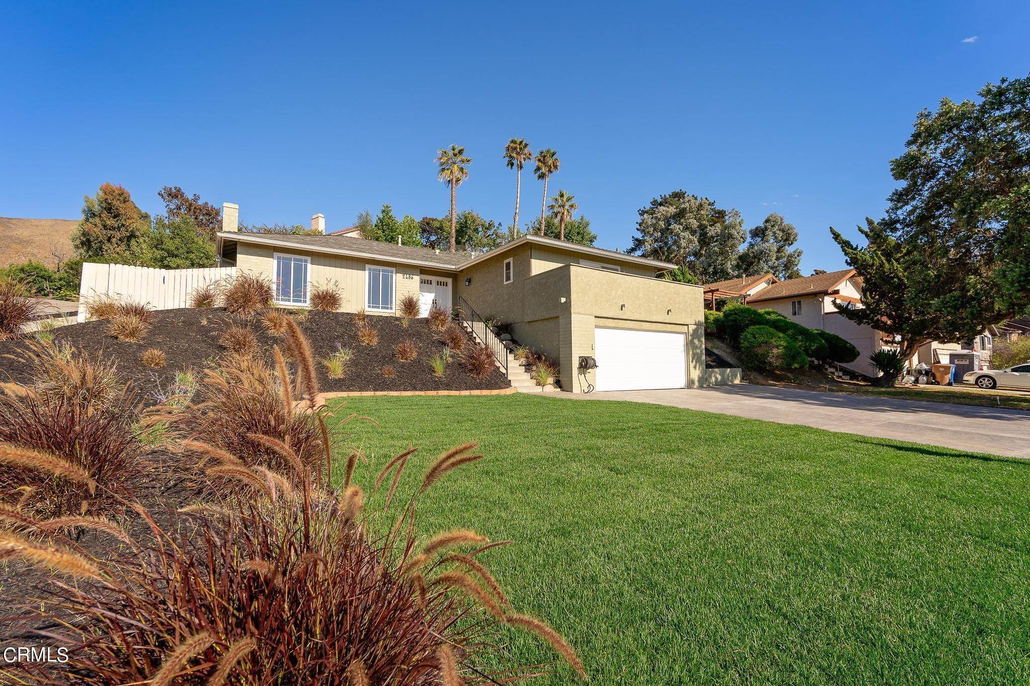 3. Single Family Homes for Sale at 2486 Aztec Avenue Ventura, California 93001 United States