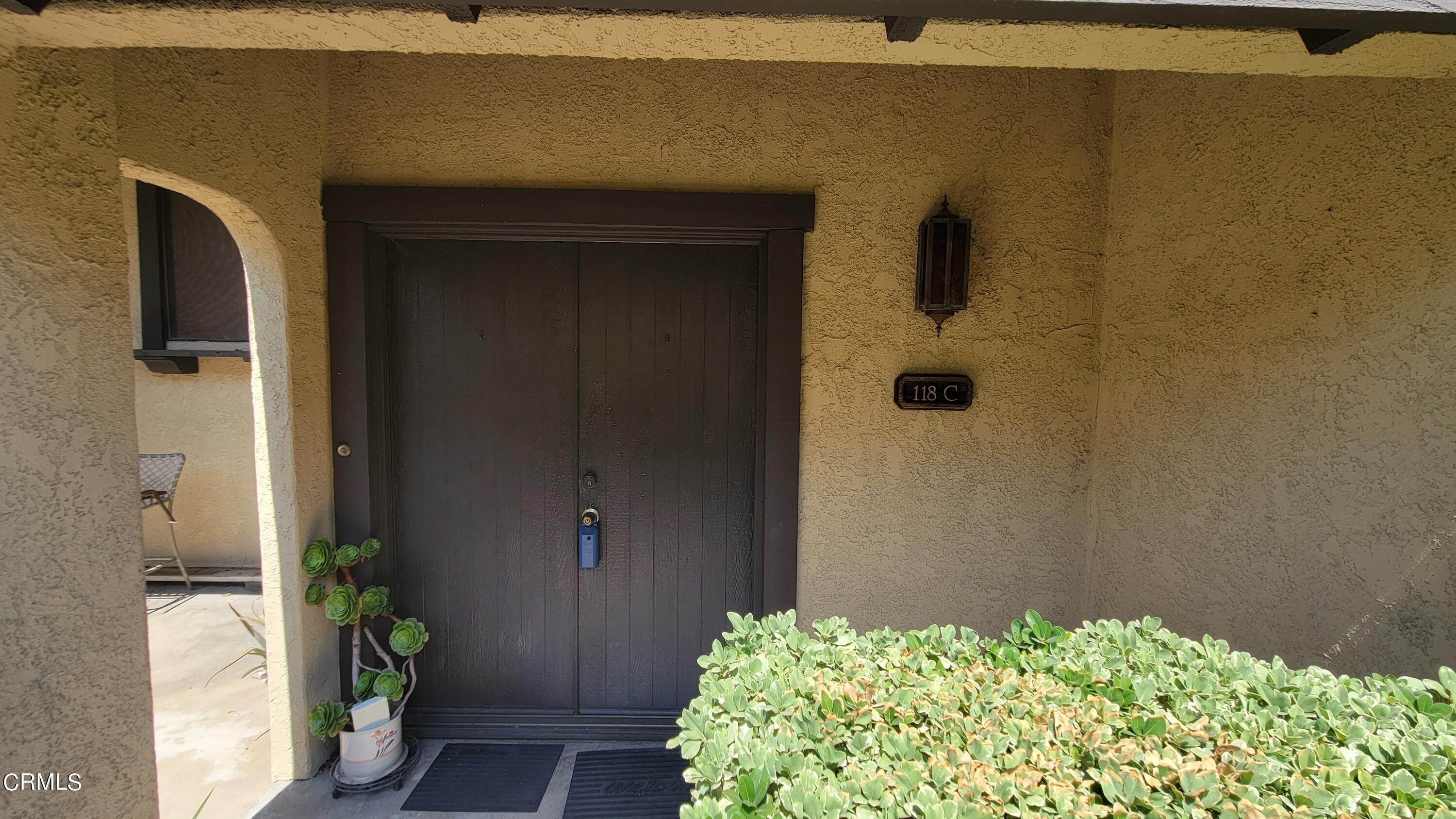 10. Townhouse for Sale at 118 East Bay State Street C #C 118 East Bay State Street C Alhambra, California 91801 United States