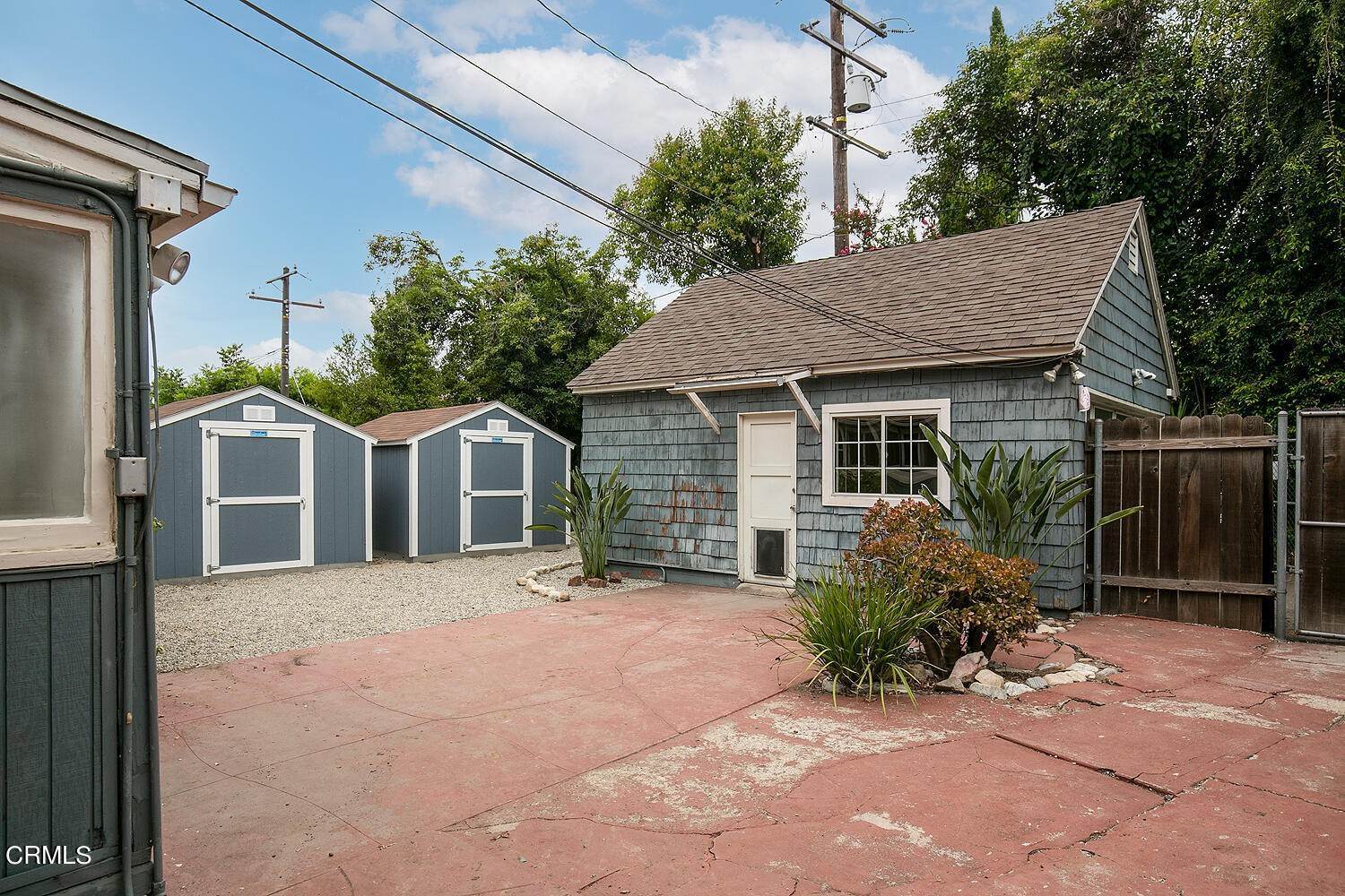 19. Single Family Homes for Sale at 2761 North Marengo Avenue Altadena, California 91001 United States