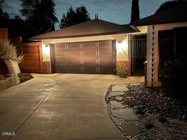 13. Single Family Homes for Sale at 8950 Bachry Place Sunland, California 91040 United States