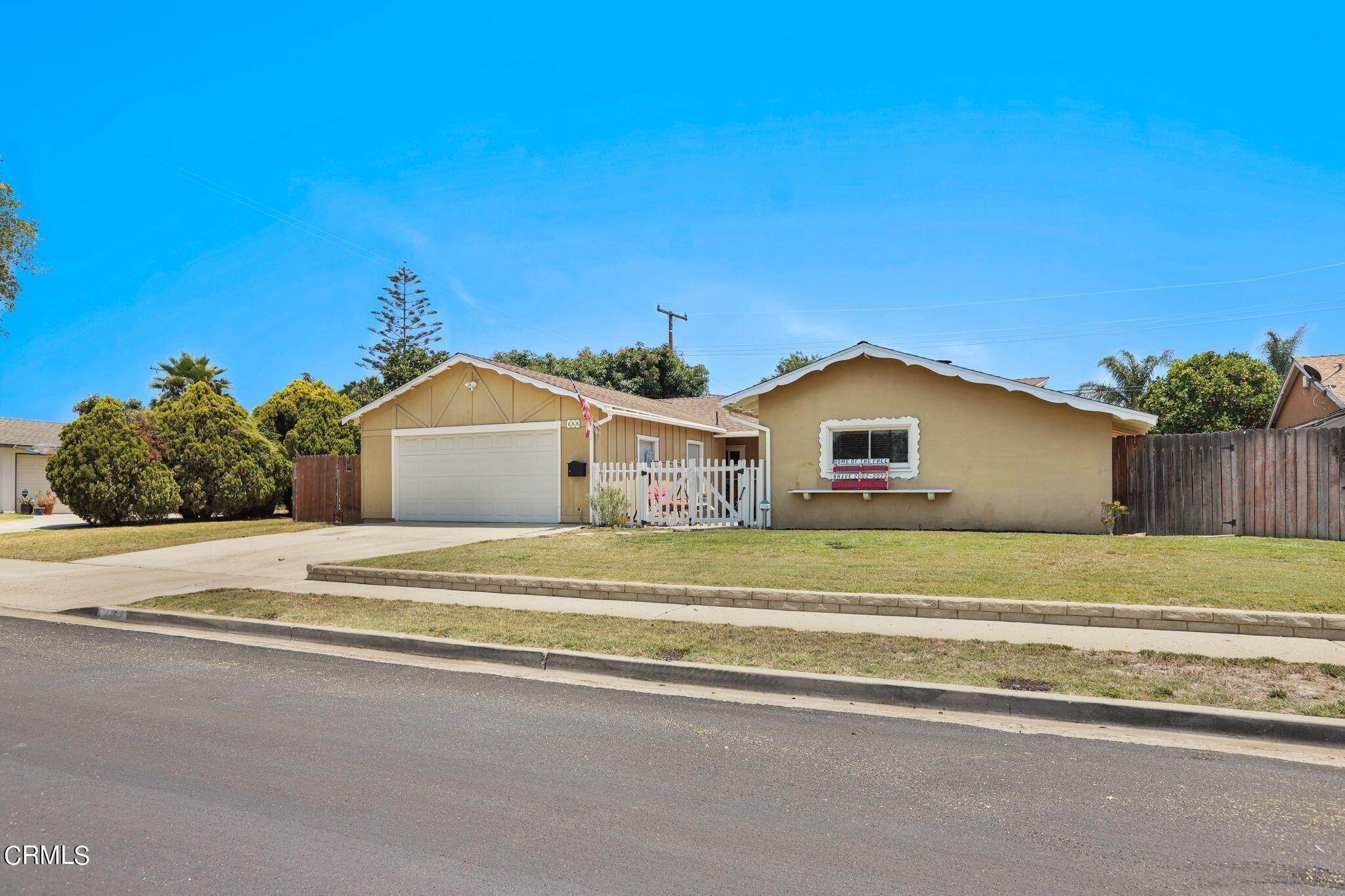 2. Single Family Homes for Sale at 466 Merritt Avenue Camarillo, California 93010 United States