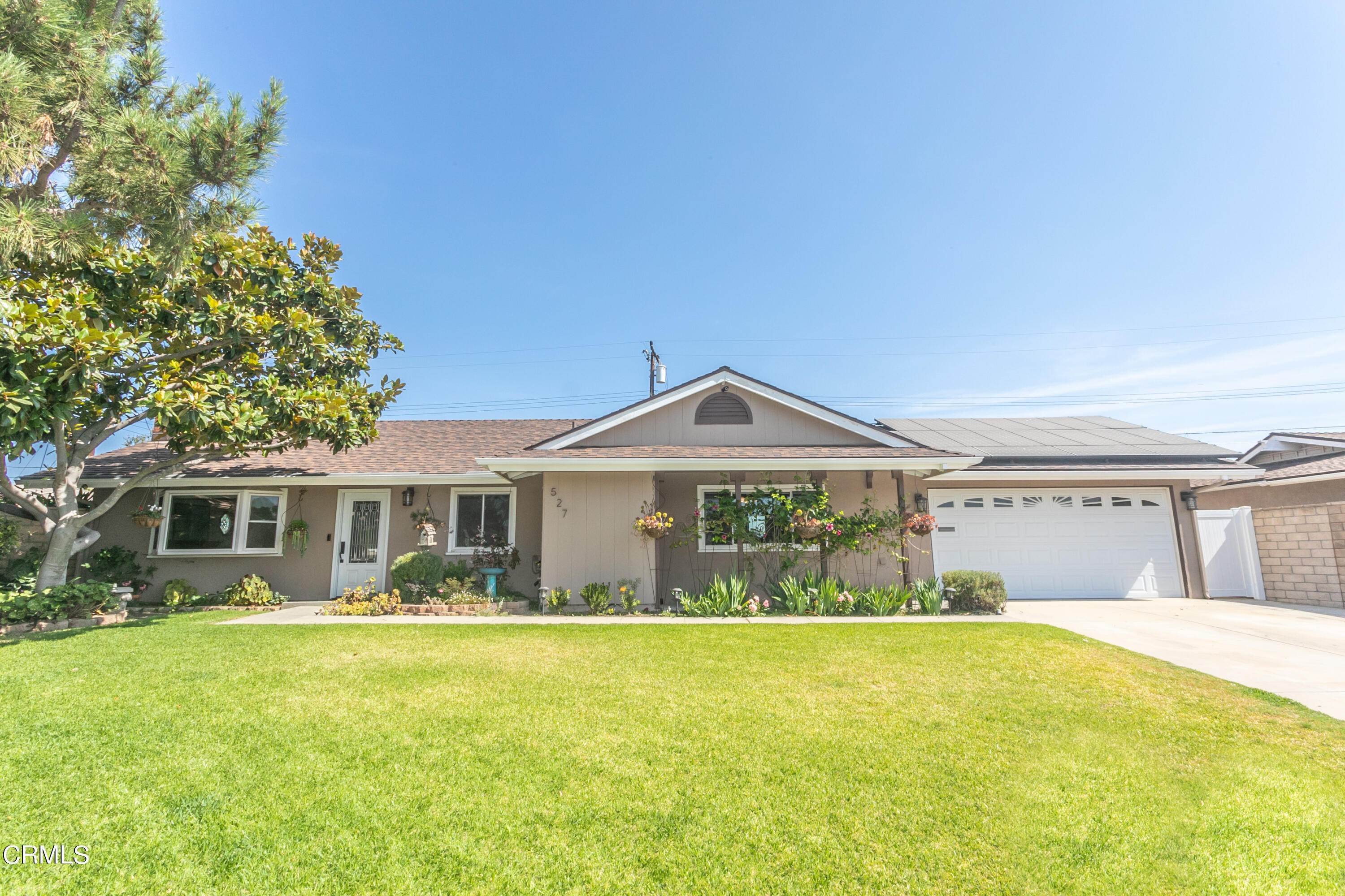 Single Family Homes for Sale at 527 Keyser Rondo Camarillo, California 93010 United States
