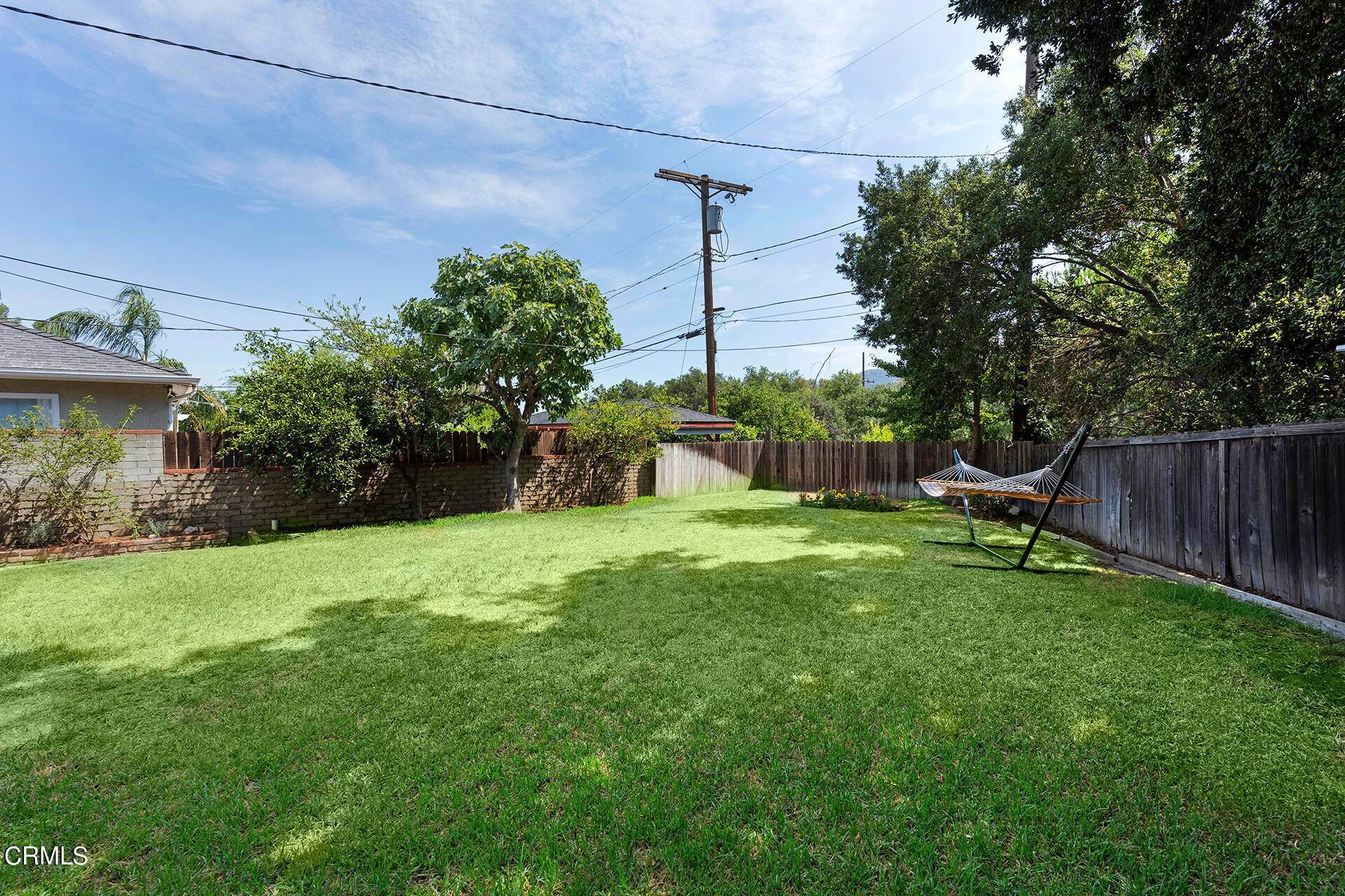 12. Single Family Homes for Sale at 3456 Altura Avenue Glendale, California 91214 United States