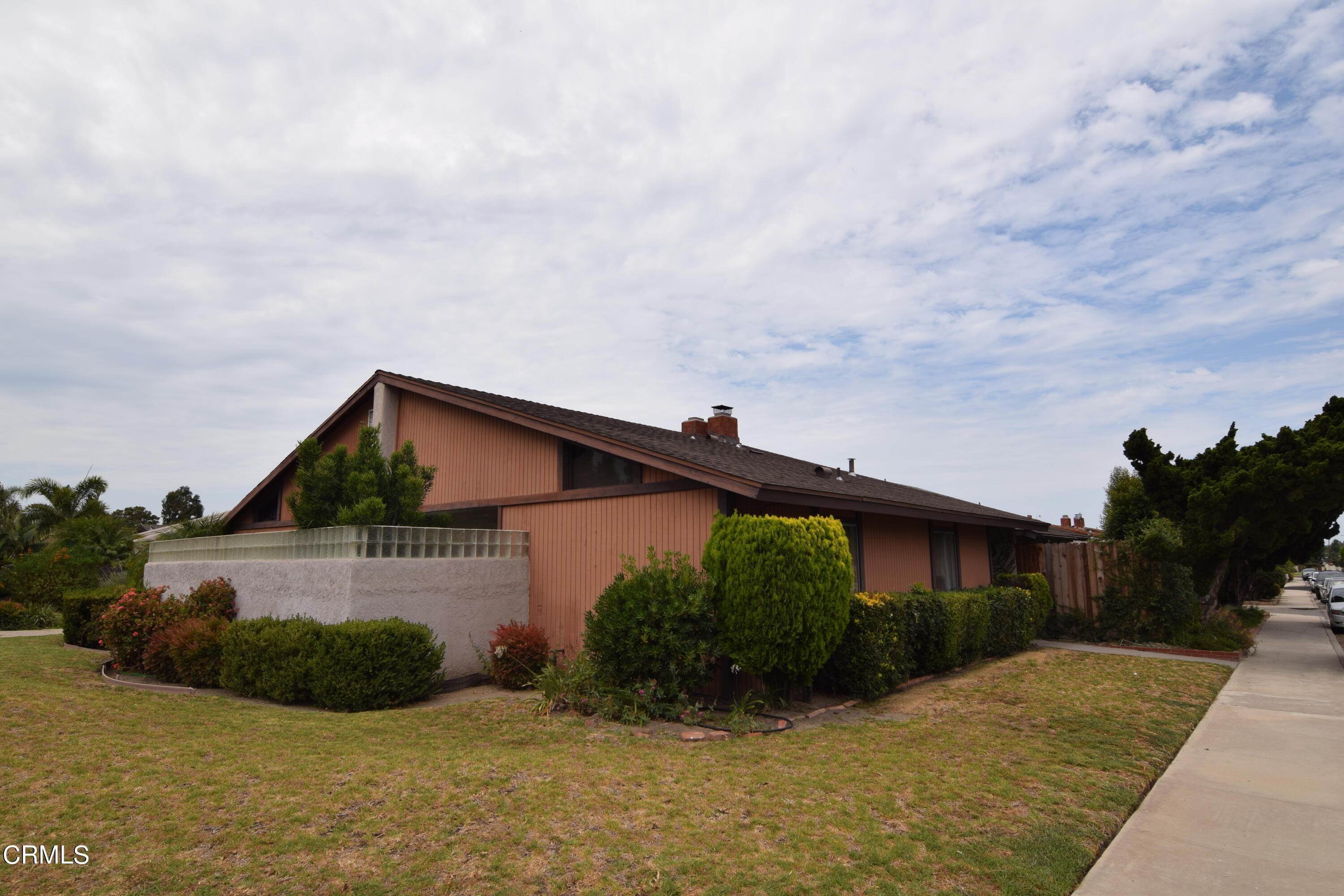 Duplex Homes at 963 Palmer Avenue Camarillo, California 93010 United States