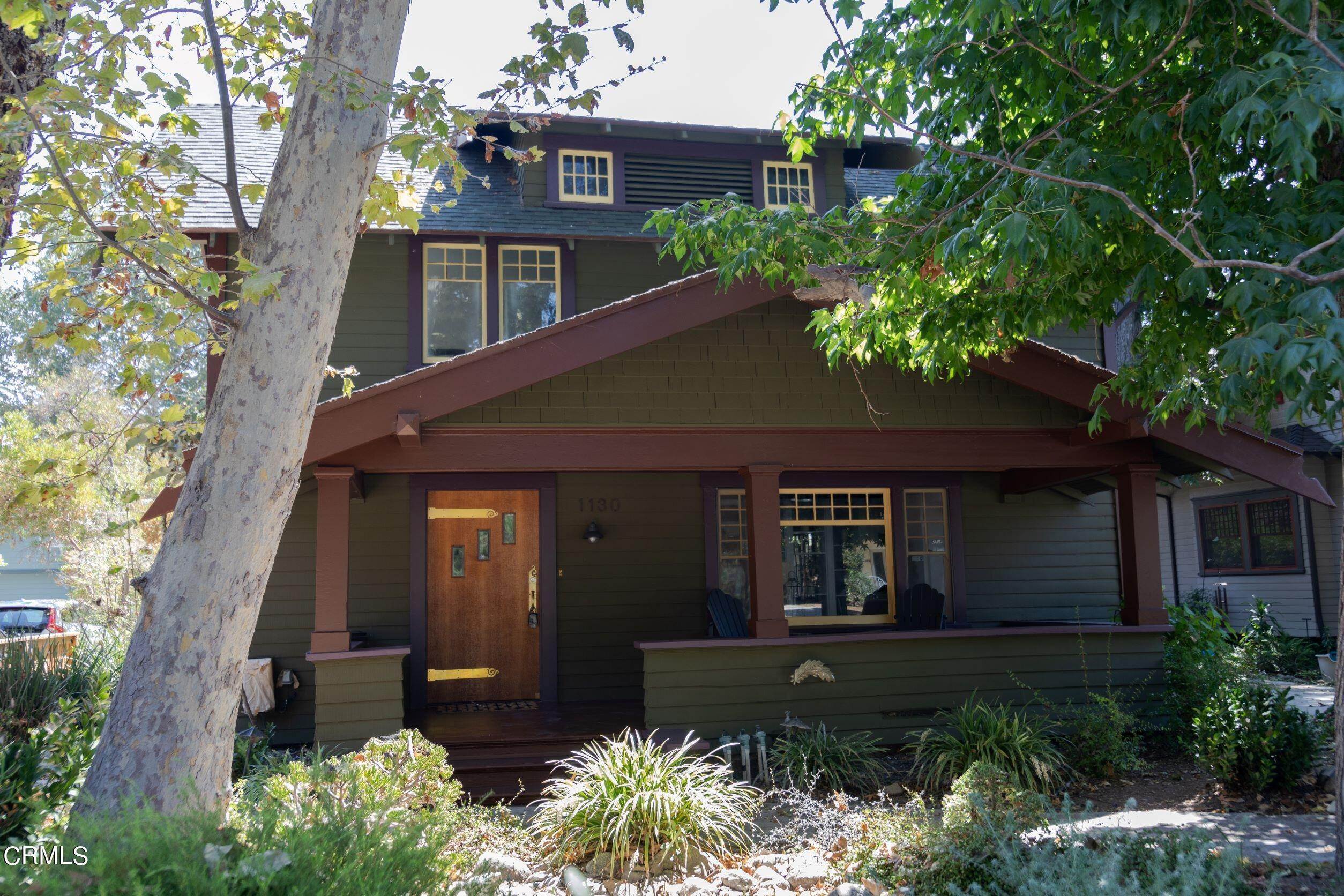 Single Family Homes 为 销售 在 1130 Windsor Place 南帕萨迪纳市, 加利福尼亚州 91030 美国