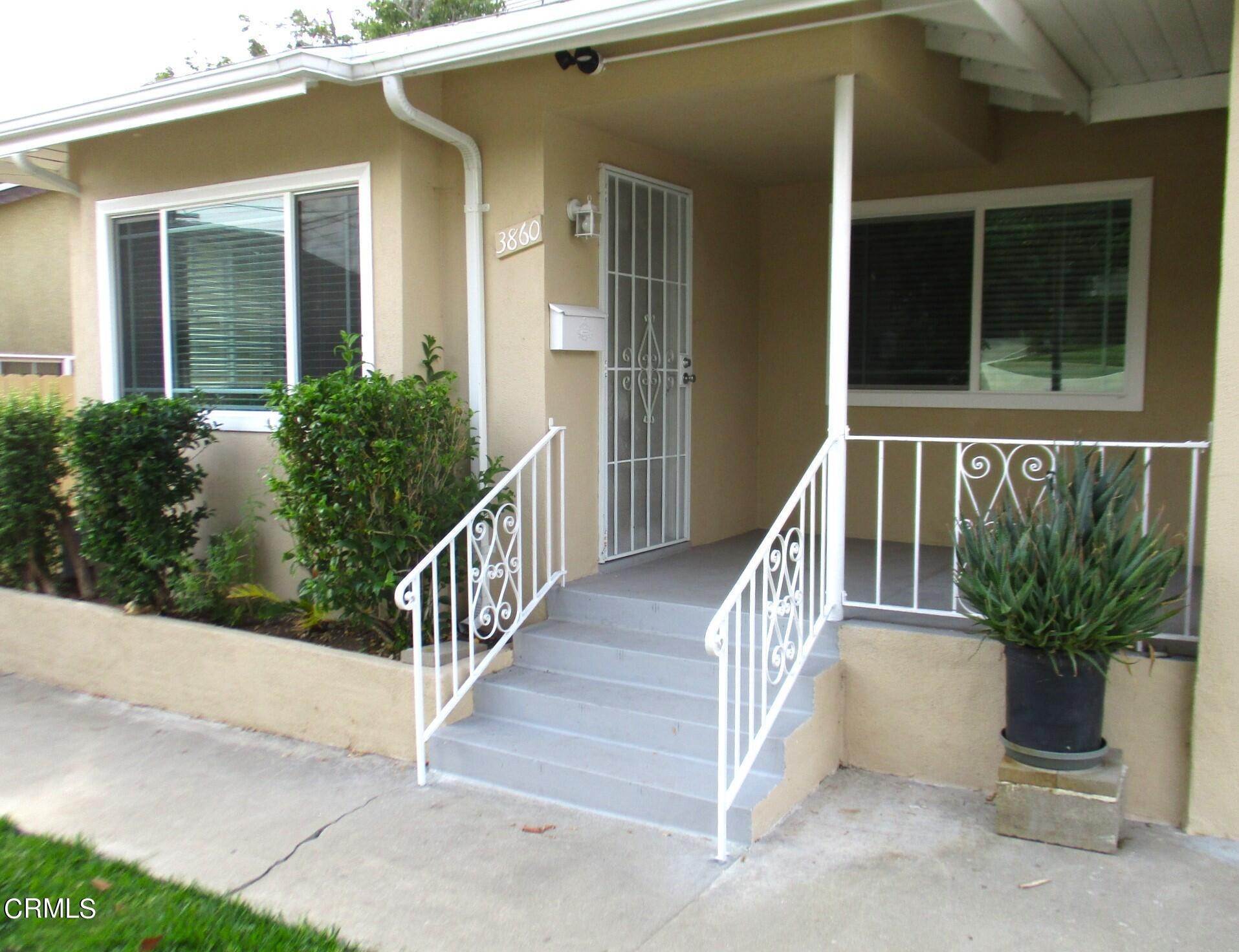 Single Family Homes 在 3860 York Boulevard Glassell Park, 加利福尼亚州 90065 美国