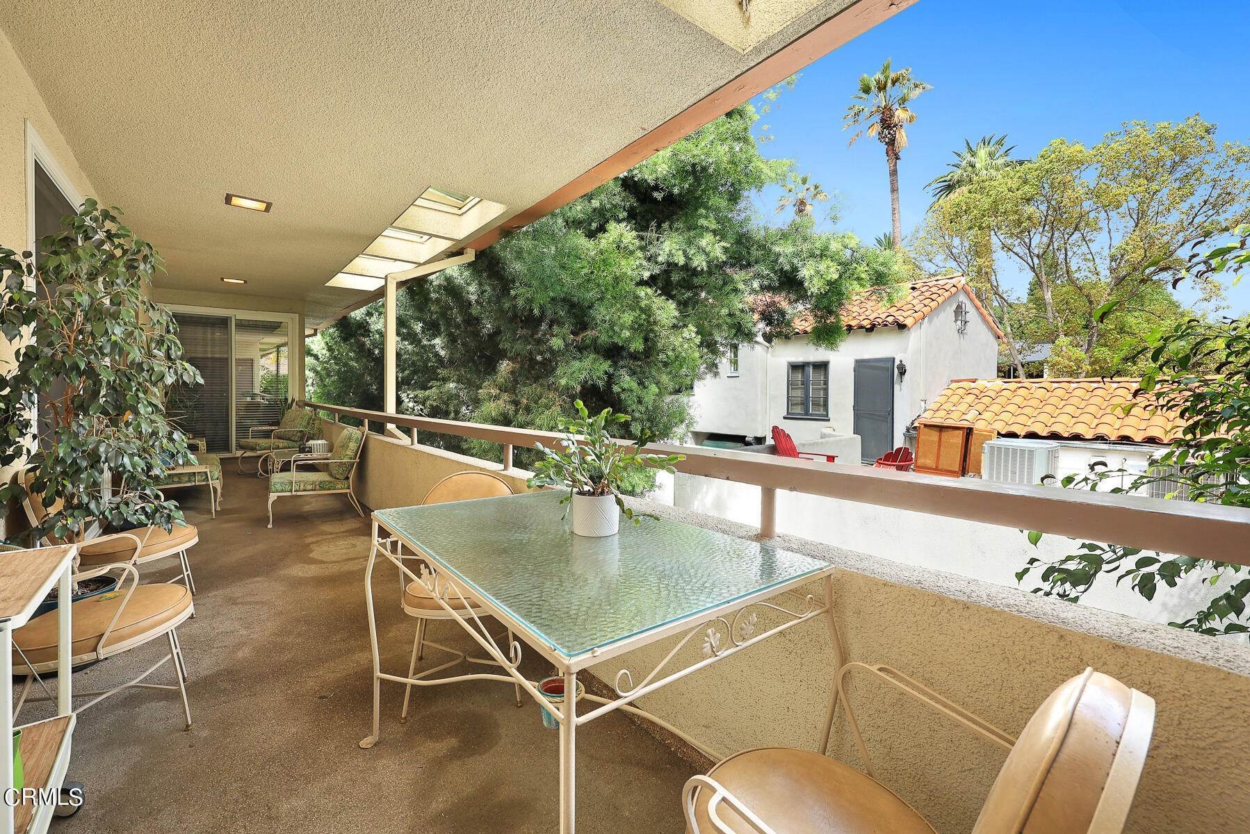 35. Condominiums for Sale at 720 Orange Grove Boulevard 7A #7A 720 Orange Grove Boulevard 7A Pasadena, California 91105 United States