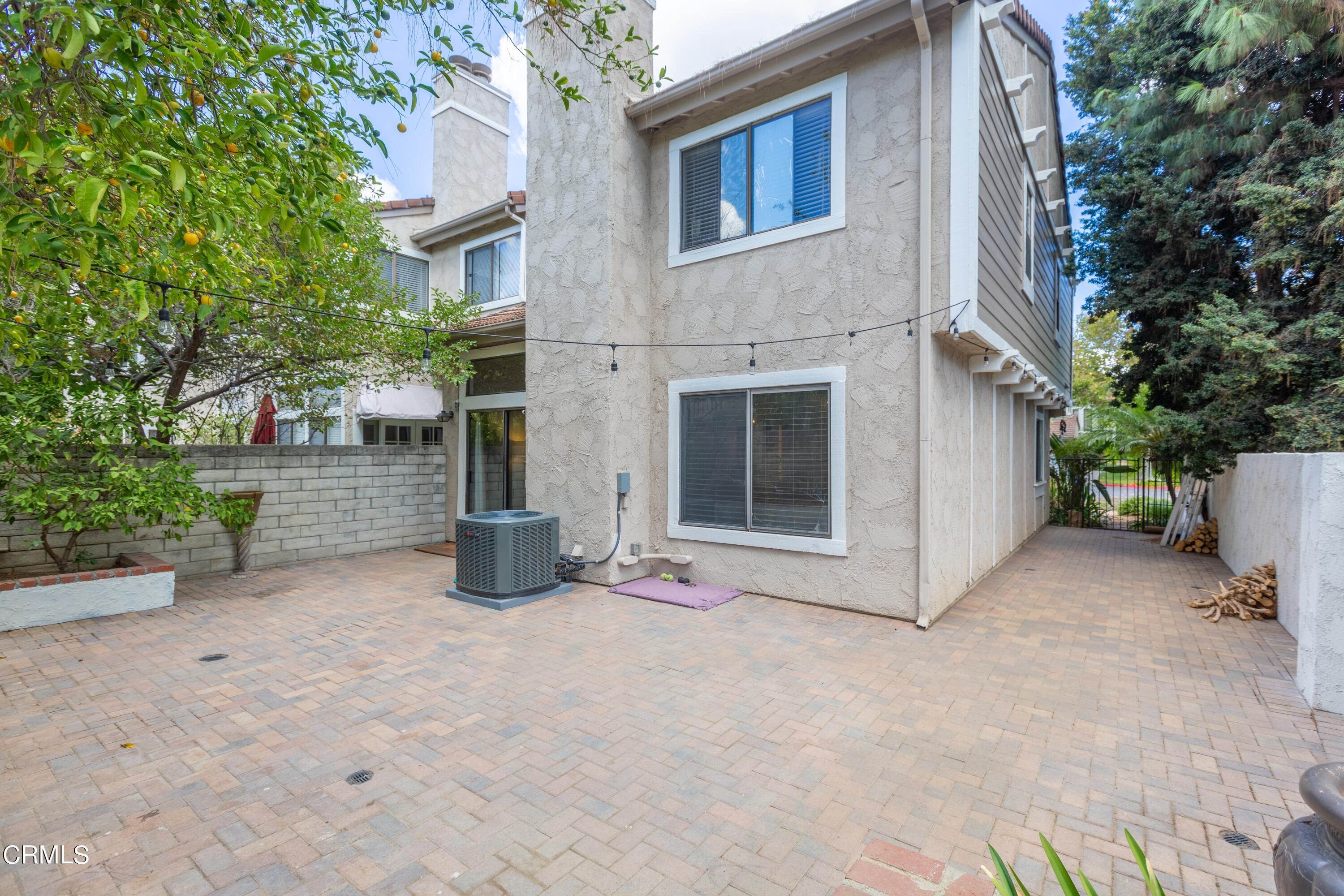 28. Townhouse for Sale at 29719 Windsong Lane Agoura Hills, California 91301 United States