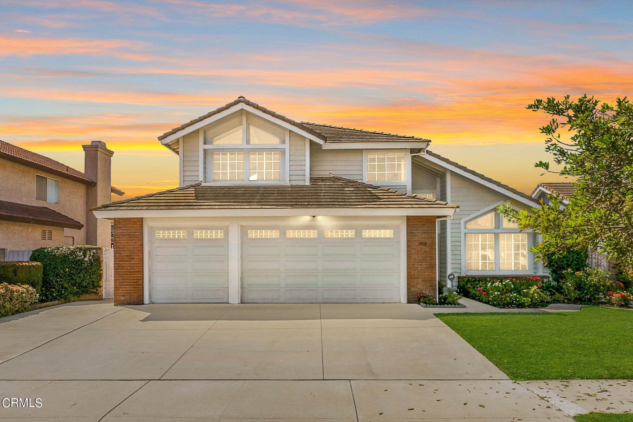 1. Single Family Homes for Sale at 1920 Kensington Lane Oxnard, California 93030 United States
