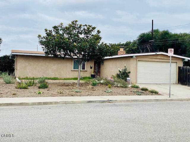 19. Single Family Homes for Sale at 2251 Solano Way Oxnard, California 93033 United States