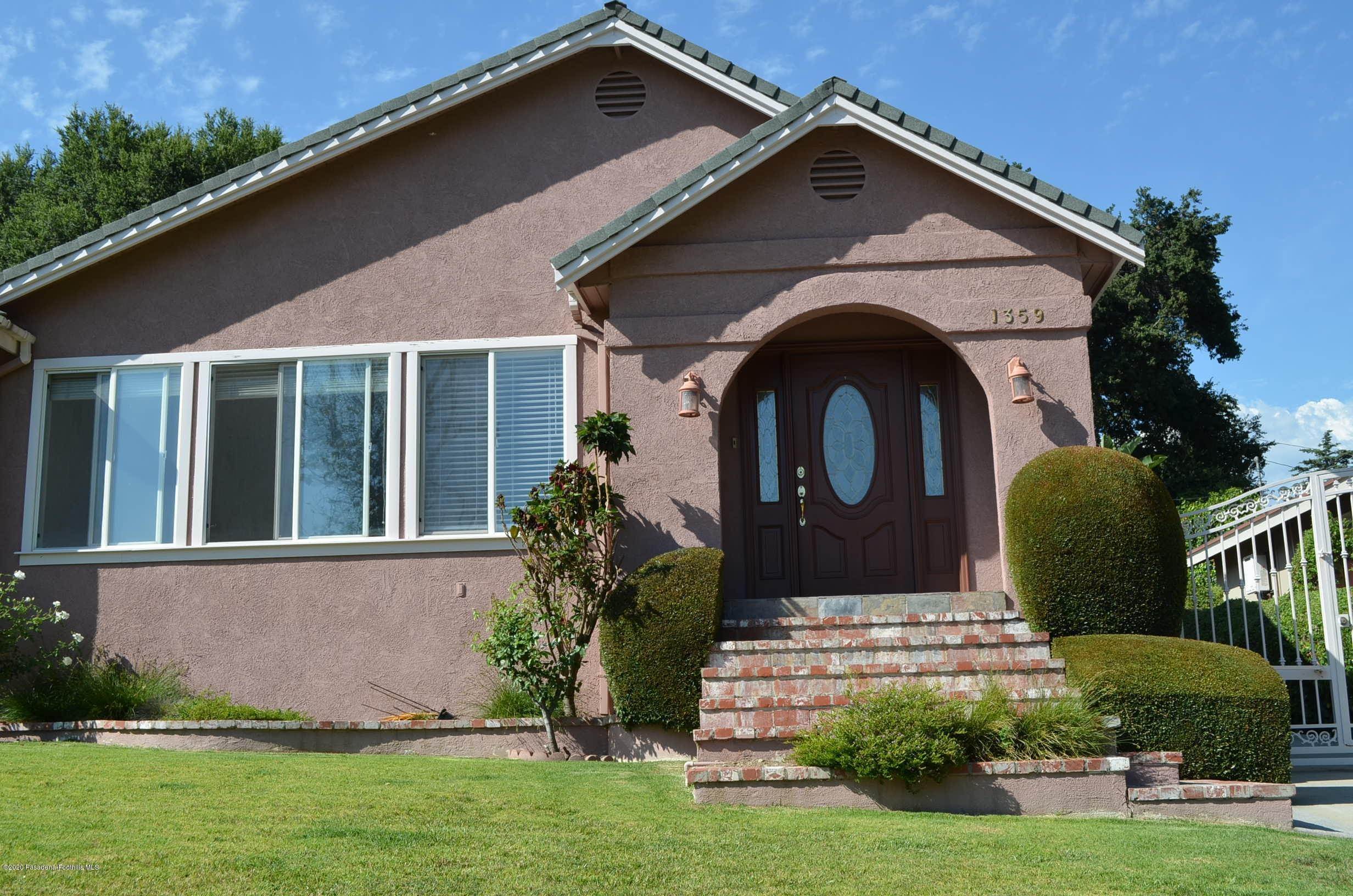 2. Single Family Homes at 1359 Salisbury Road La Canada Flintridge, California 91011 United States