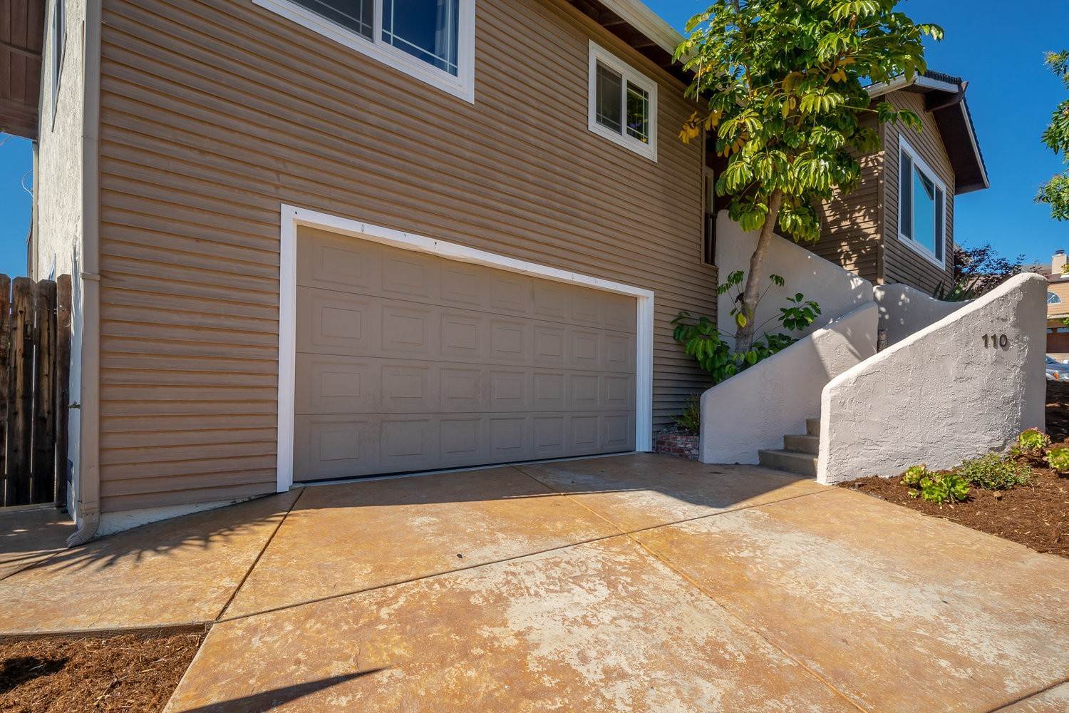 44. Single Family Homes for Sale at 110 Oro Drive Arroyo Grande, California 93420 United States