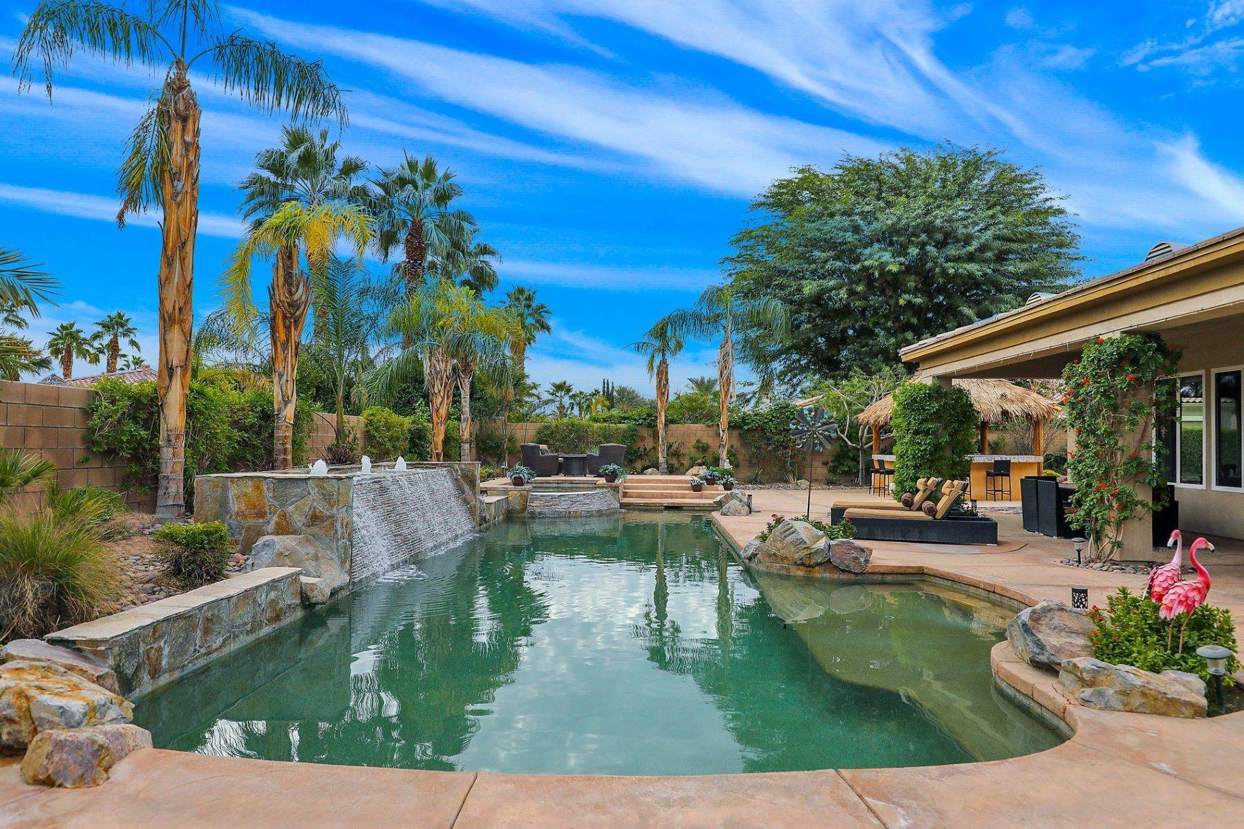 Single Family Homes 为 销售 在 Resort Style Living in Desert River Estates, Indio 49474 Jordan Street 印第奥, 加利福尼亚州 92201 美国