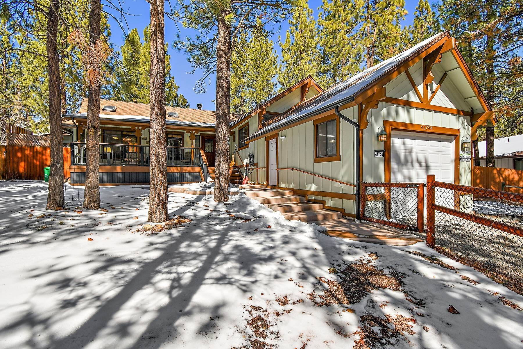 Single Family Homes for Sale at 41744 Park Avenue, Big Bear Lake, CA 92315 41744 Park Ave Big Bear Lake, California 92315 United States