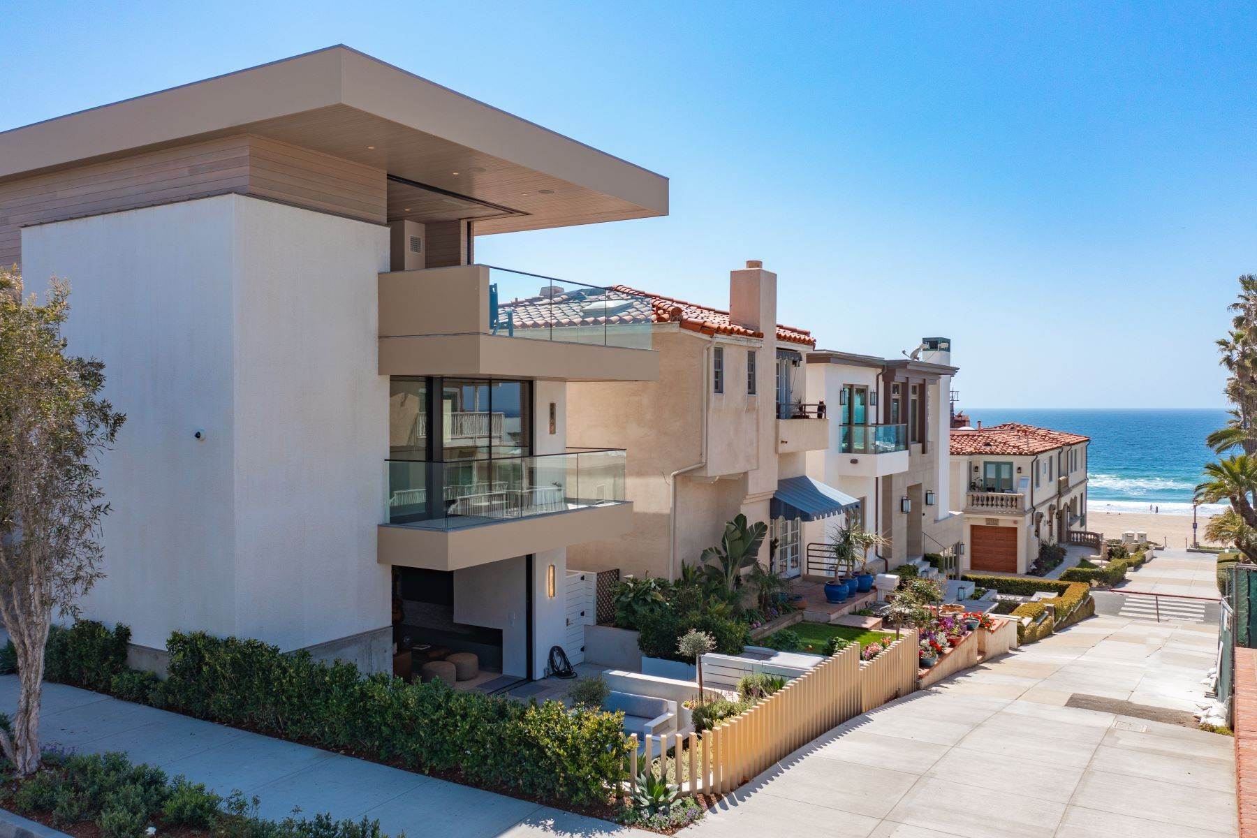 Single Family Homes for Sale at 2415 Manhattan Avenue, Manhattan Beach, CA 90266 2415 Manhattan Avenue Manhattan Beach, California 90266 United States