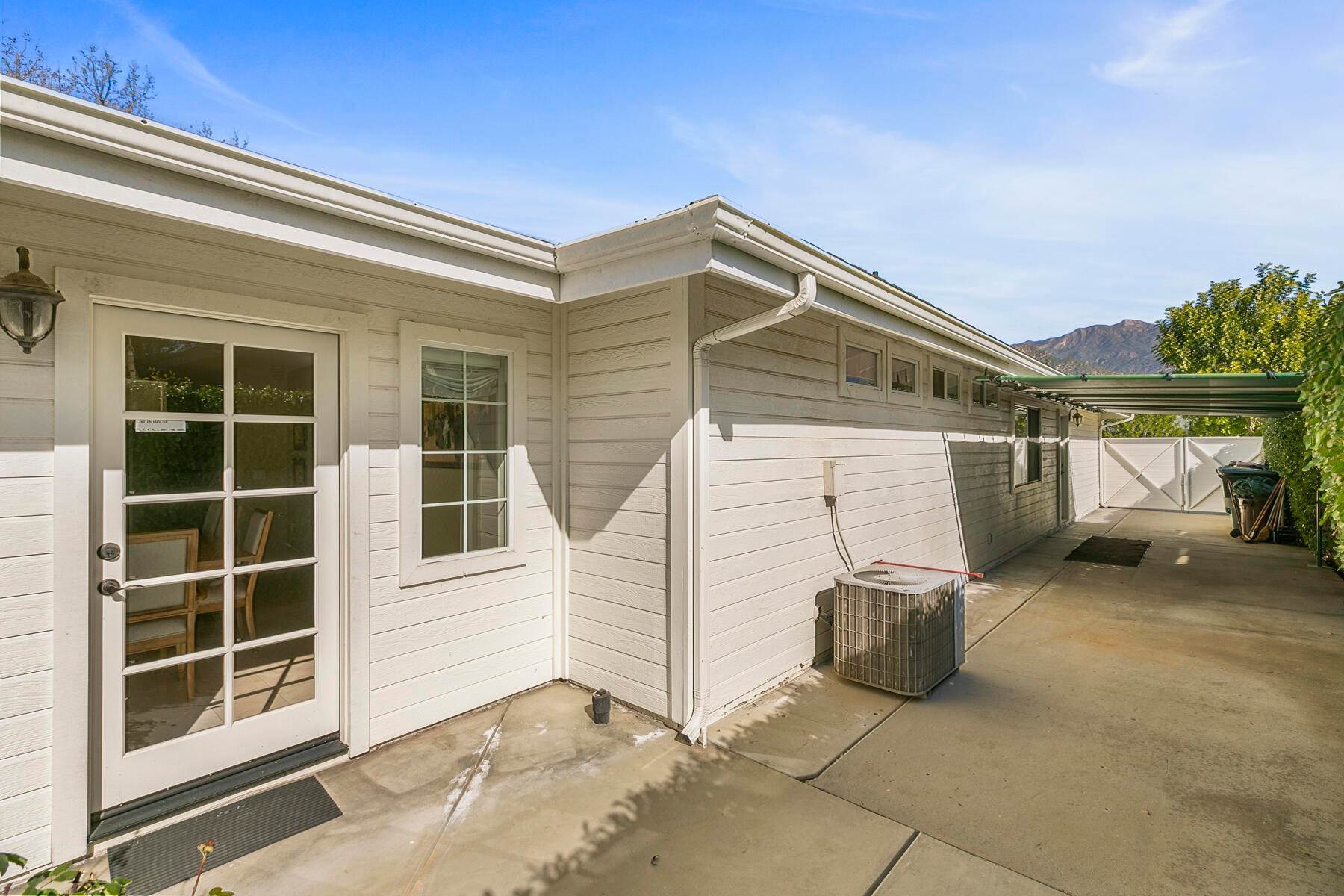 47. Single Family Homes for Sale at 1207 San Ramon Way Ojai, California 93023 United States